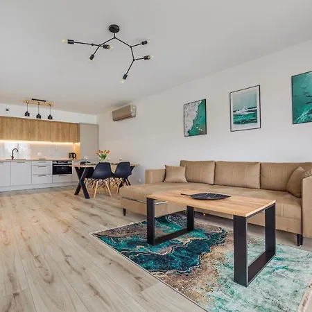 Apartment Prywatne Sun & Snow W Porta Mare Marina Z Basenem Dziwnow
