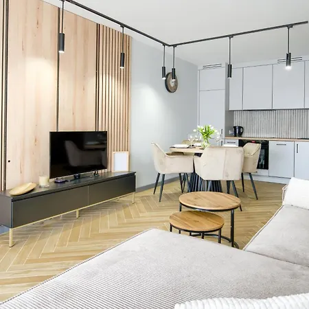 Apartment Prywatne Sun & Snow W Porta Mare Marina Z Basenem *